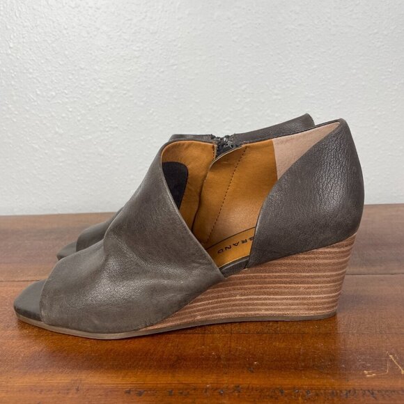 NEW Lucky Brand Tylera Size: 8.5 Leather Wedge Open Toe Bootie - Picture 7 of 13